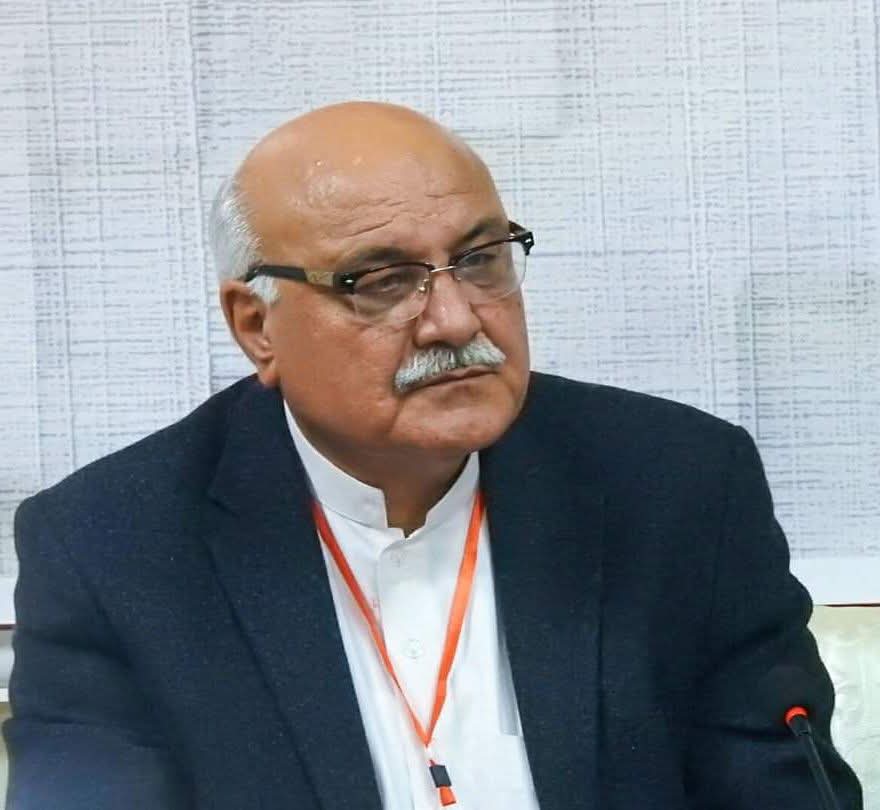 میا افتخار حسین: د ناامنۍ په پلمه د پښتونخوا زېرمې لوټل کېږي