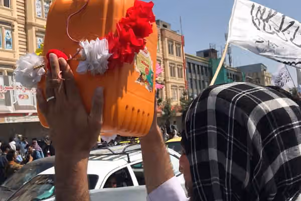 چین میگوید جامعه جهانی رویکرد سازنده با طالبان داشته باشد