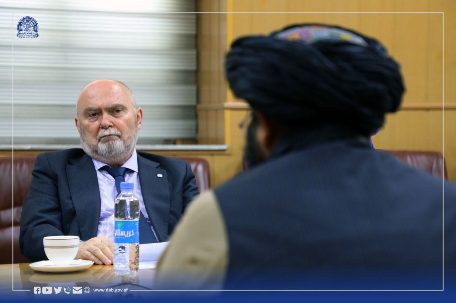 هماهنگ‌کننده ویژه سازمان ملل برای افغانستان با رئیس بانک مرکزی حکومت طالبان دیدار کرد