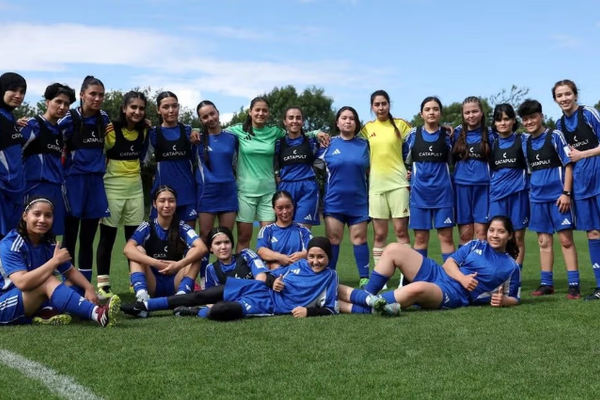 لاعبات منتخب أفغانستان لكرة القدم يشاركن مجدداً في البطولات الدولية