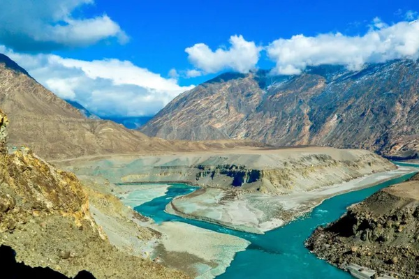 د انډس د اوبو تړون؛ د سیمهییزې سولې اغېزې او د راتلونکې لاره