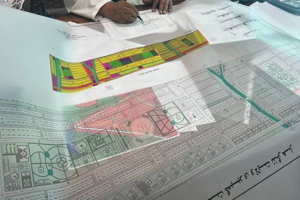 طالبان د کونړ زلزله ځپلو لپاره د ننګرهار په ګمبیري دښته کې ښارګوټی جوړوي