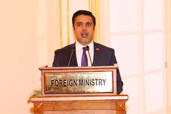 محمداشرف حیدري: د افغانستان اقتصادي ټیکاو خبره تشه ادعا ده، د بشري ناورین کچه لاهم لوړه ده