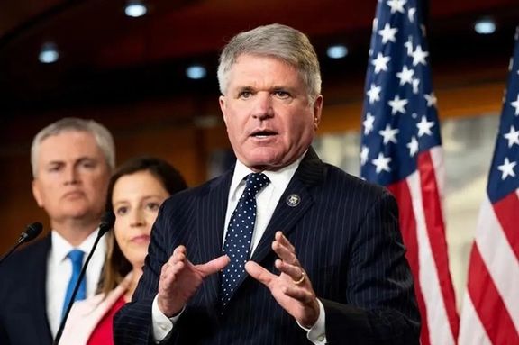 مکال سخنگوی پیشین کاخ سفید را برای توضیح درباره خروج از افغانستان به کانگرس فراخواند