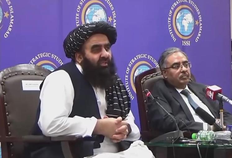 امیرخان متقی می‌گوید در افغانستان حتی یک گروه تروریستی وجود ندارد