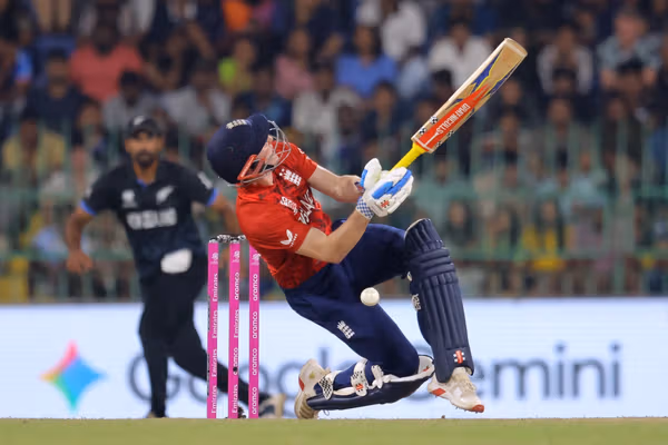 جام جهانی کریکت بیستآوره ۲۰۲۶؛ انگلستان با چهار ویکت نیوزیلند را شکست داد