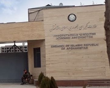 خبرگزاری اوستا:طالبان به اشتباه ۸۰۰ هزار دالر به سفارت افغانستان در تاجیکستان پرداخت کرد