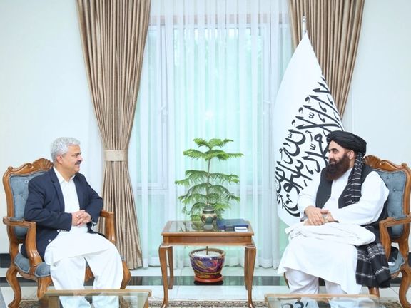 متقي له پاکستاني چارواکي د دواړو هېوادونو ترمنځ د سوداګریزو ستونزو د هواري غوښتنه وکړه