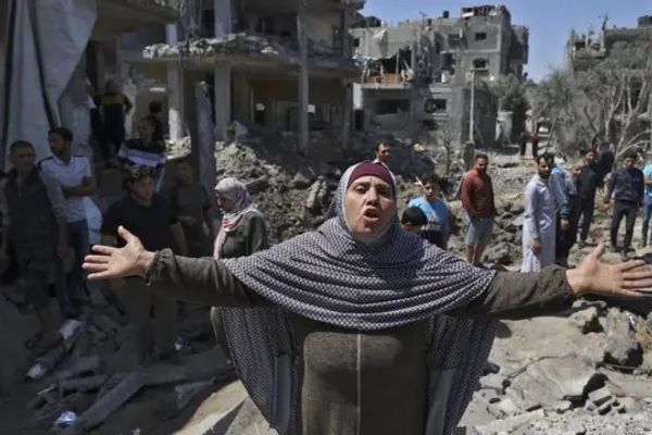 په غزه کې د اسراییلي پوځ په تازه بریدونو ۶۵ فلسطینیان وژل شوي