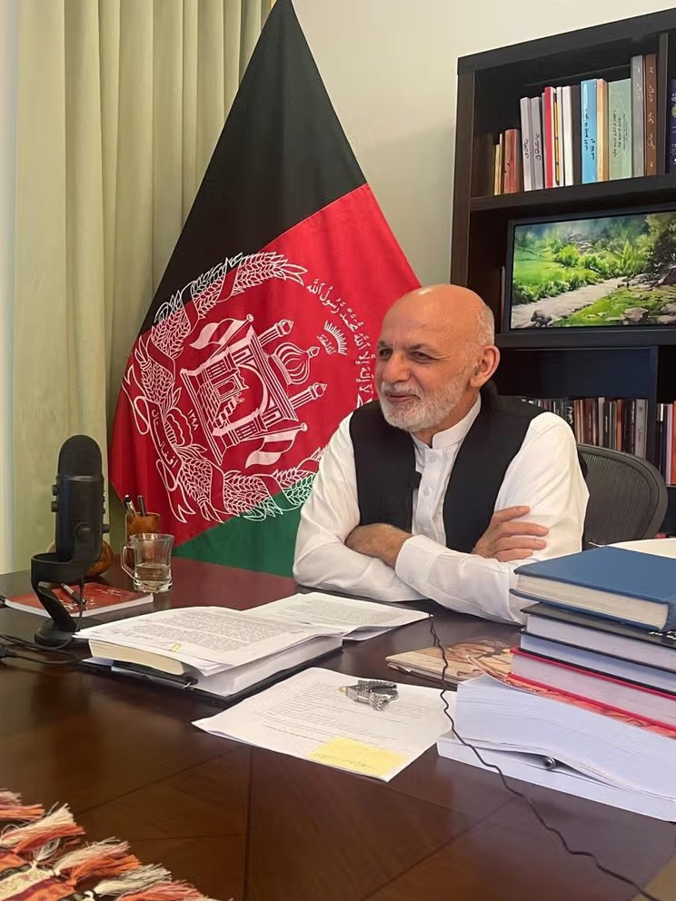 اشرف غني: افغانستان اوس د تېر په څېر په اقتصادي محاصره کې نه دی