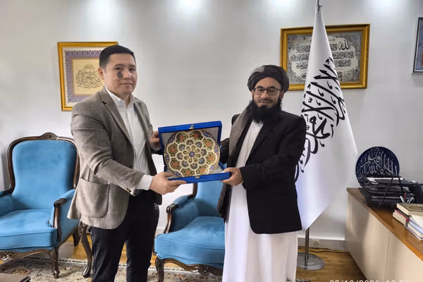 په استانبول کې طالب او ازبک چارواکي د پاکستان د وروستي برید په اړه غږېدلي