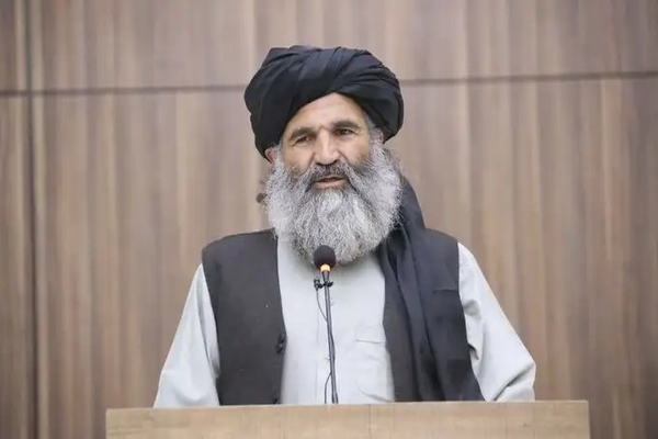 نائب وزير داخلية طالبان: نضبط أسبوعياً مئات الكيلوغرامات من المخدرات القادمة من باكستان