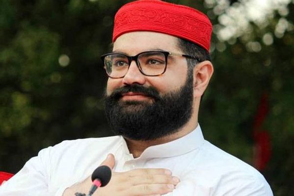 ايمل ولي خان وايي ګوند یې د کشمیر له ولس سره ولاړ دی