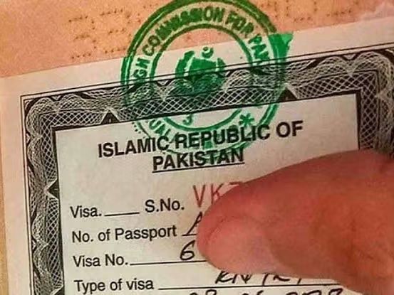ویزای پاکستان در بازار سیاه کابل تا 'یک هزار و ۵۰۰ دالر فروخته می‌شود'