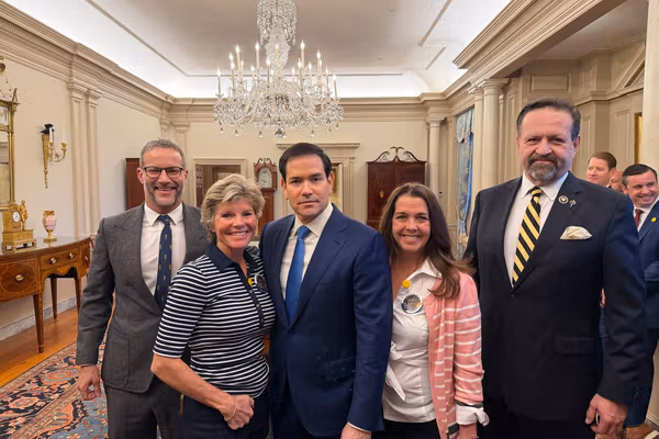 وزارت خارجه امریکا: «دیپلوماسی گروگانگیری» طالبان بیپاسخ نخواهد ماند