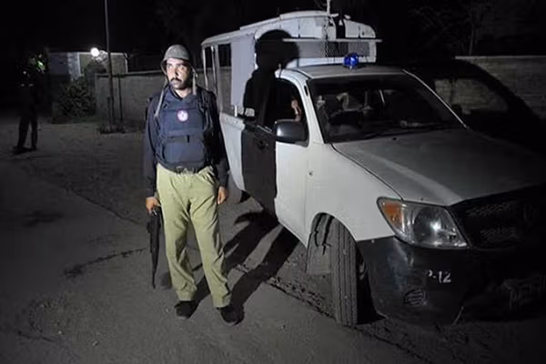 په ټانک ولسوالۍ کې ډرون څرخکو د پولیسو امنیتي پوستې په نښه کړې دي