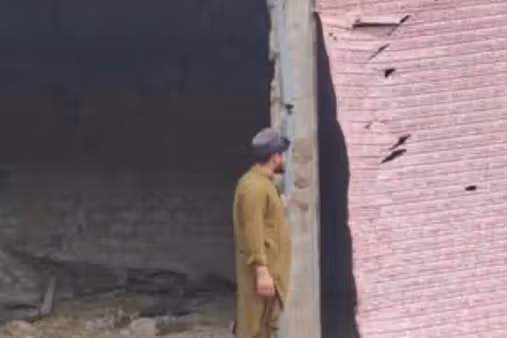 طالبان مناطقی در چمن و باجور پاکستان را هدف حمله قرار داد