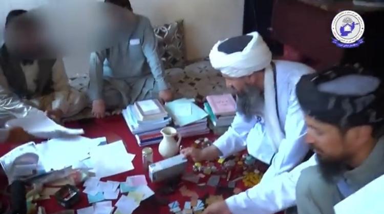 طالبان وايي په کابل او ولایتونو کې یې لسګونه کوډګر ونیول