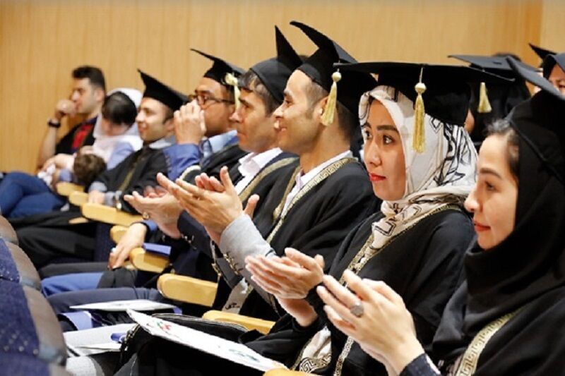 تحصیل دانشجویان افغان زیر فشار ناامنی و هزینه‌های سنگین در ایران