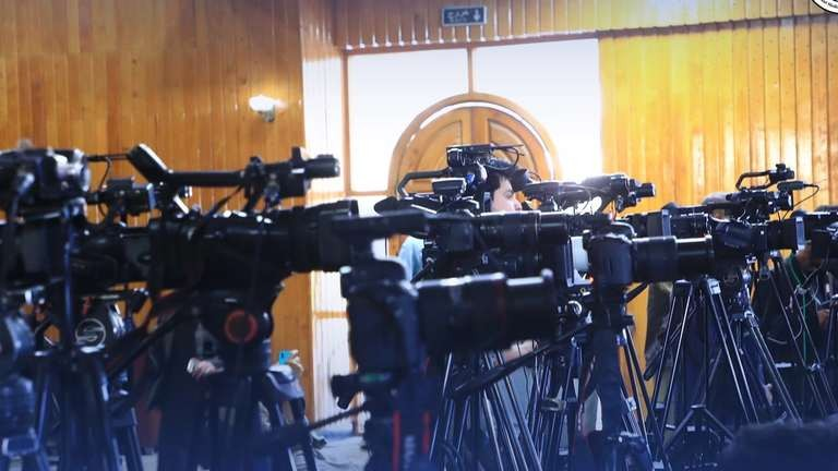 إغلاق أربع مؤسسات إعلامية واعتقال صحفيين في أفغانستان خلال ثلاثة أشهر من حكم طالبان