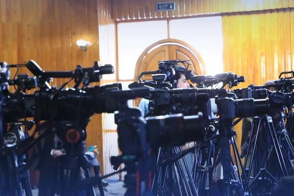 إغلاق أربع مؤسسات إعلامية واعتقال صحفيين في أفغانستان خلال ثلاثة أشهر من حكم طالبان