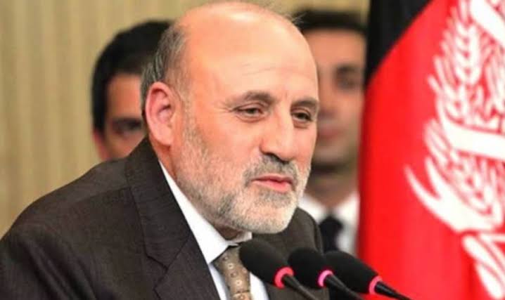 عمر داودزی: افغانستان په تېرو څلورو کلونو کې د پوهنې په برخه کې تر سیالانو ډېر شاته شوی