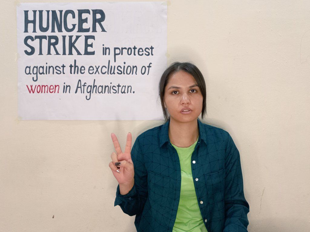 چارمین روز اعتصاب غذای صابره اکبری در اسلام‌آباد 