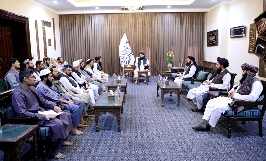 مقام طالبان از کشورهای همسایه خواست از خلق مشکل به بازرگانان افغانستان دست بردارند 