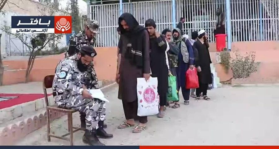 طالبان وایي، د خوست له مرکزي زندانه یې ۱۸۵بندیان خوشې کړي دي