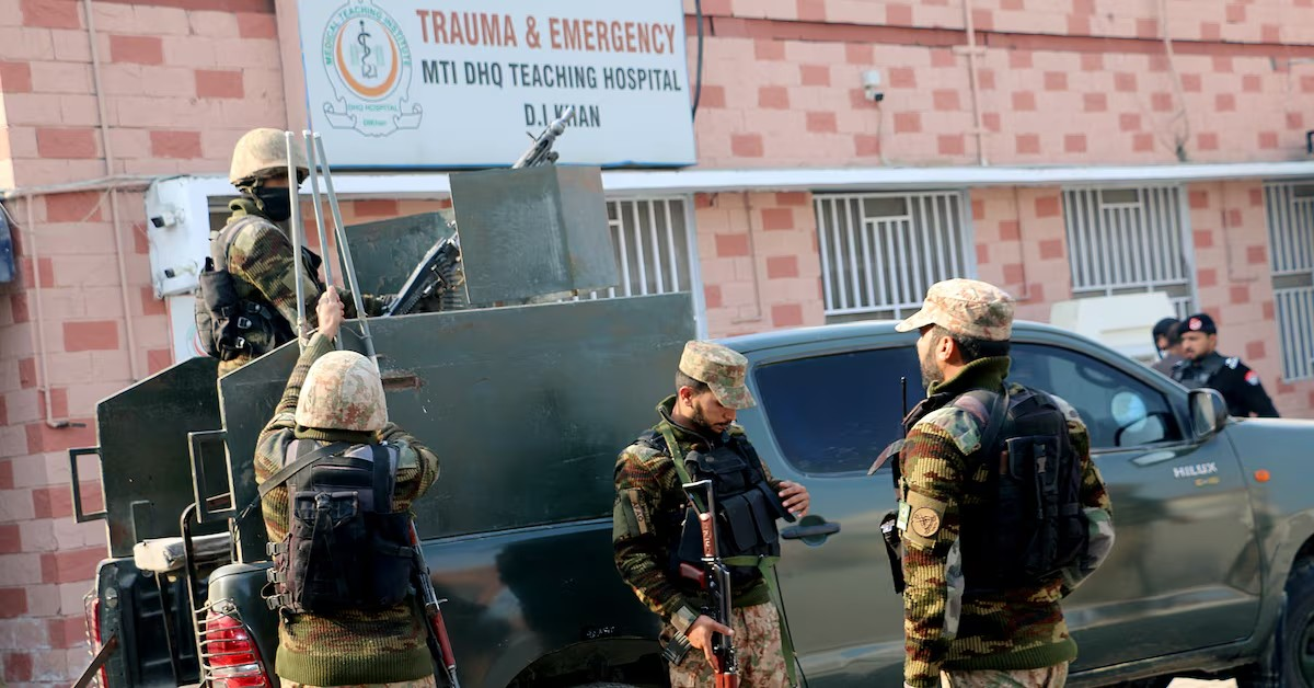 د پاکستان پوځ وايي د دیره اسماعیل خان برید کې یې ۶ سرتېري وژل شوي