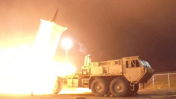 امریکا تجهیزات و نظامیان خود را به اسرائیل میفرستد