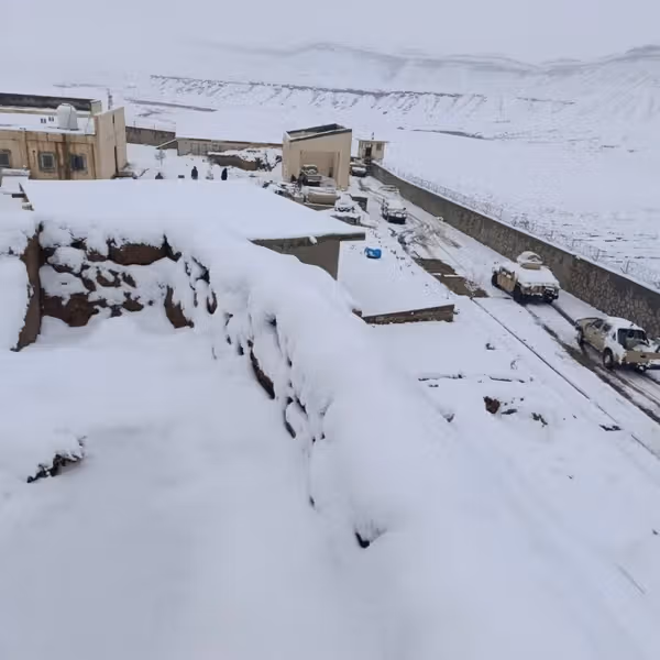 ایران میگوید بیش از دو هزار مهاجر افغان را از برف و سرما 'نجات داده است'