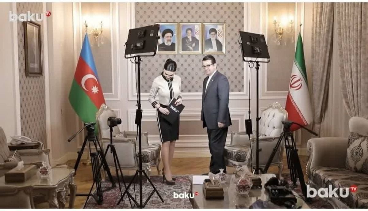 رسانه‌های دولتی ایران از دیپلومات این کشور به دلیل مصاحبه با یک زن خبرنگار انتقاد کردند