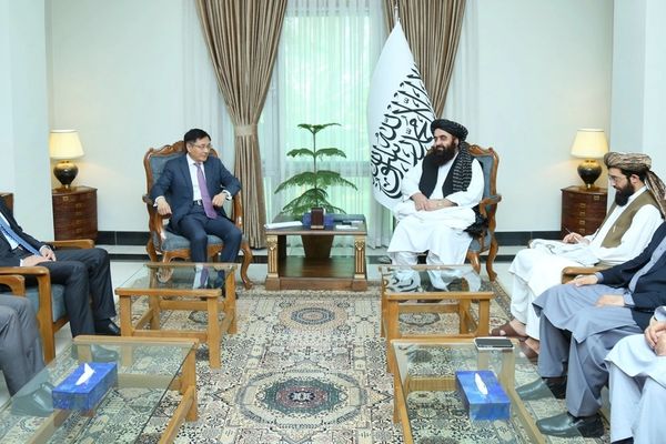 الصين تتحرك لخفض التوتر بين حركة طالبان وباكستان