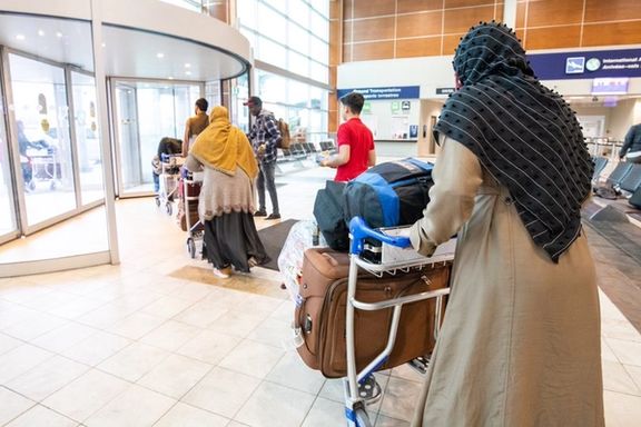 بیش از ۳۰۰ شهروند افغانستان در یک پرواز اختصاصی از اسلام آباد به کانادا منتقل شدند