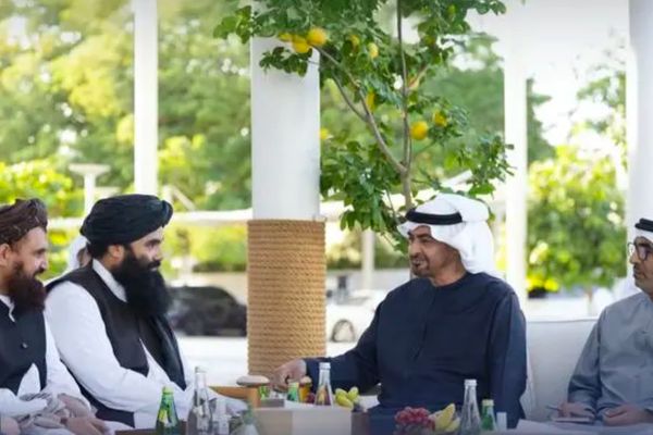 UAE Mediates Between Afghan Taliban & Pakistan