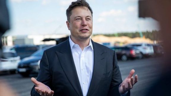 اېلان ماسک: سپېساېکس پر مريخ د تمرکز پرځای په سپوږمۍ کې ښار جوړولو ته لومړیتوب ورکوي