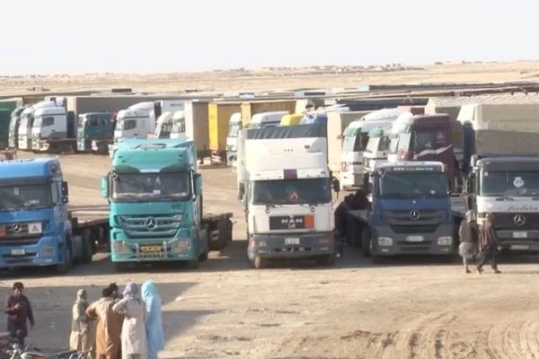 طالبان: له پاکستان سره سوداګري کمه شوې، خو له ایران سره زیاته شوې ده