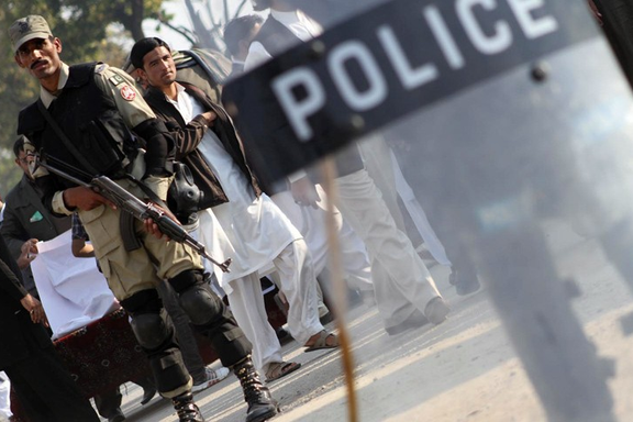 د خیبر پښتونخوا په کرک کې د ډزو په پېښه کې د ښځو او ماشومانو په ګډون ۶ کسان وژل شوي دي