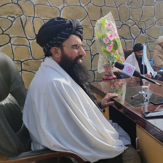 طالبانو په لغمان کې د ۳۱ ځانمرګو له کورنیو سره مرسته وکړه