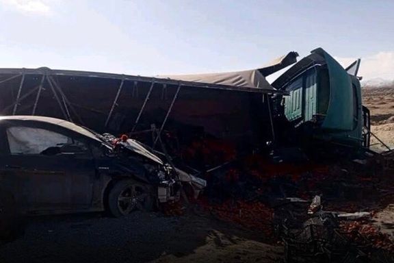 د کابل – کندهار پر لویه لار د ټرافیکي پېښې له امله ۵ تنه مړه او یو ماشوم ټپي شوی