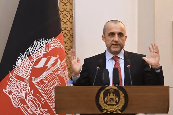 امرالله صالح: پاکستان دې افغانانو ته د طالبانو په اړه د خپل دریځ بدلولو وضاحت ور کړي