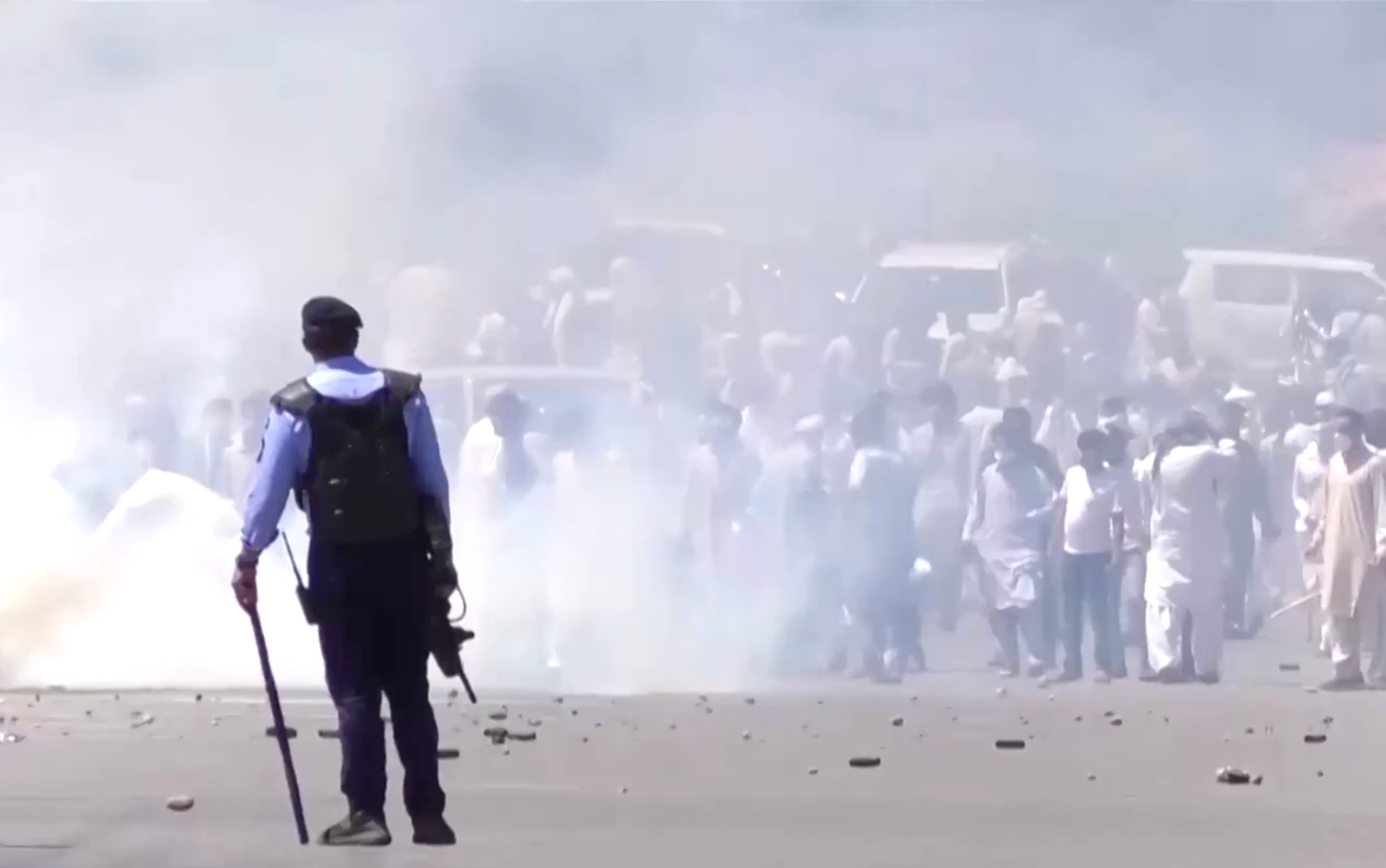 اعتراضات در پاکستان؛ در دو روز گذشته ۸ نفر کشته، ۲۹۰ زخمی و ۱۹۰۰ دیگر بازداشت شدند