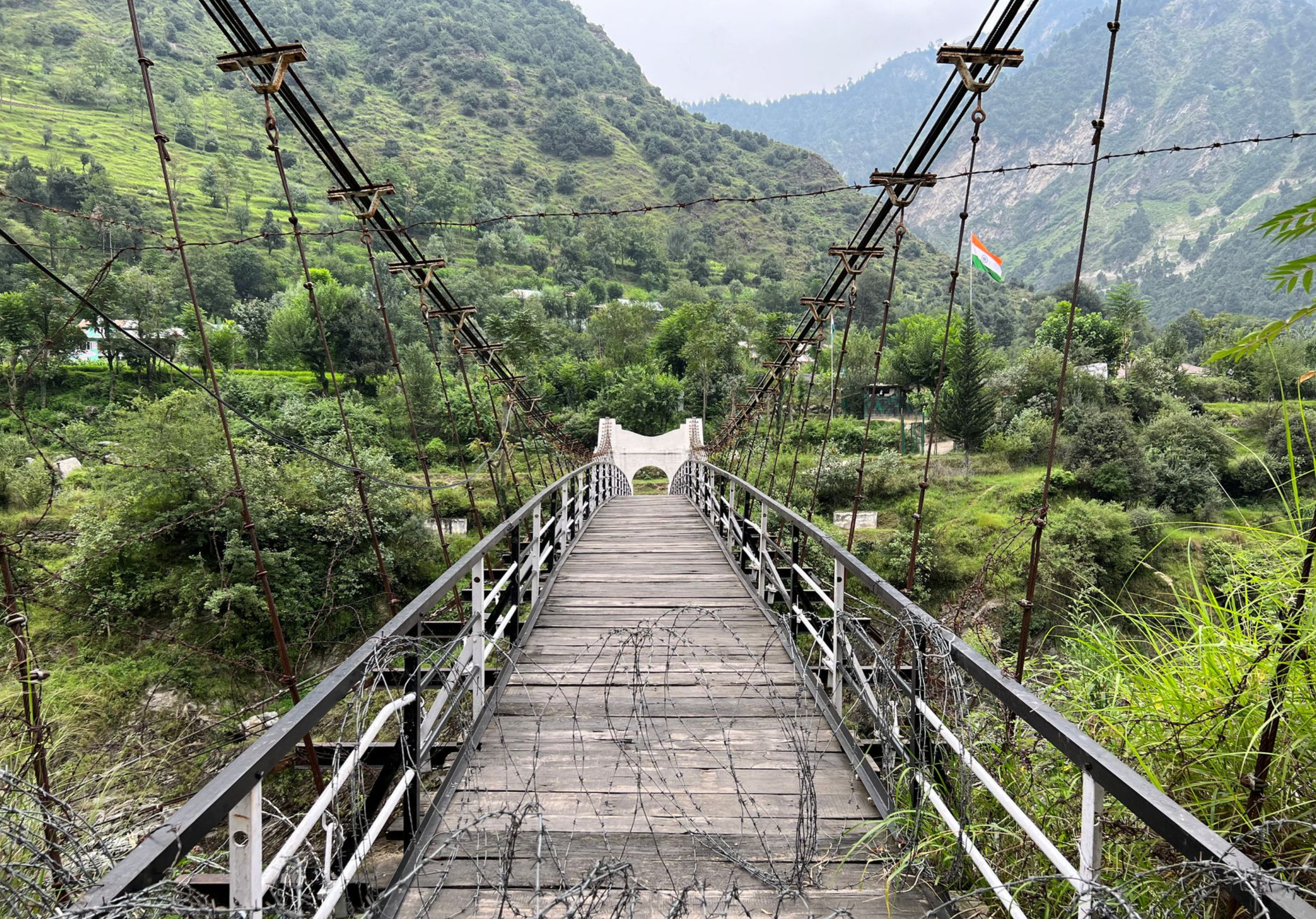 ارتش پاکستان مدعی شد که نظامیان هند دو شهروند پاکستانی را در کشمیر کشتند