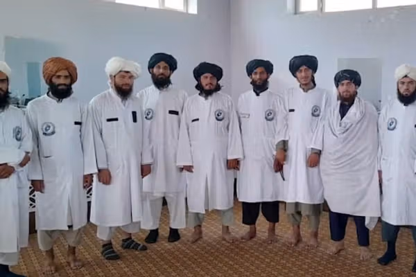 هبتالله برای مبلغان طالب قانون ساخت