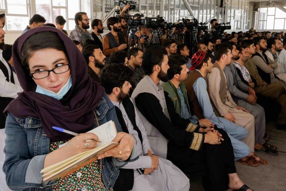 افغان ښځینه خبریالانې د بندیزونو تر ټولو اغیزمنه طبقه ده، چې له ګڼو محدودیتونو سره مخ دي