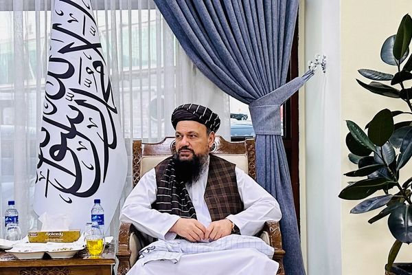 عبداللطیف منصور د انرژۍ په یوه نړۍوال فورم کې د ګډون لپاره روسیې ته لاړ
