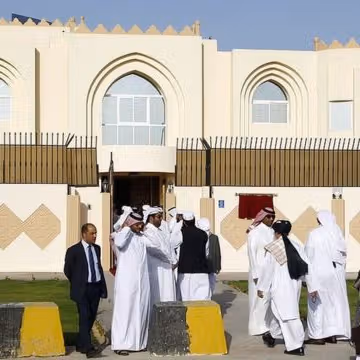 د قطر دولت په خپلو رسمي اعلامیو کې د طالبانو حکومت «سرپرست حکومت» بولي