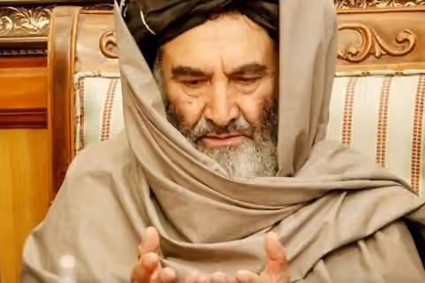 «رهبری در سایه»؛ ملا شیرین چگونه از نردبان ولایت بالاتر میرود