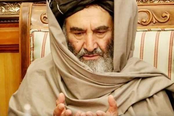 «رهبری در سایه»؛ ملا شیرین چگونه از نردبان ولایت بالاتر میرود